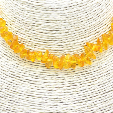 Collier bébé en perles d'Ambre véritable miel éclats polis